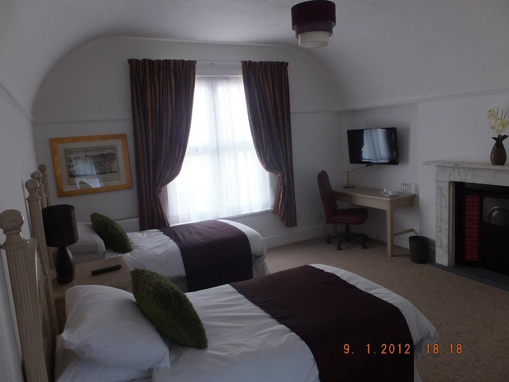 Jessamine House Hotel Gravesend Buitenkant foto