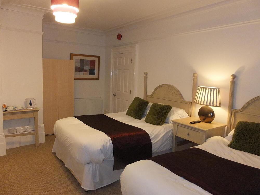Jessamine House Hotel Gravesend Buitenkant foto