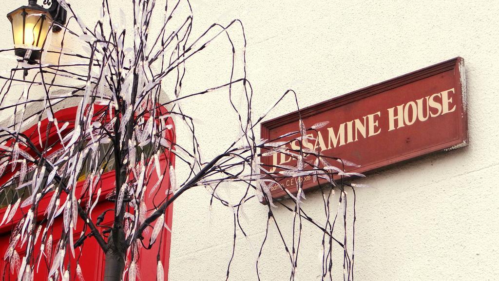 Jessamine House Hotel Gravesend Buitenkant foto